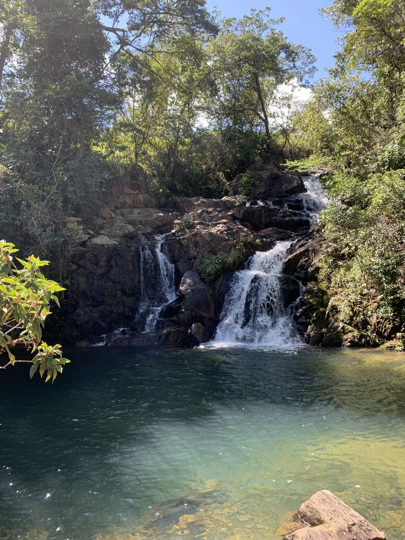 Cachoeira da Divisa, a aproximadamente 2 km do Sítio da Barra