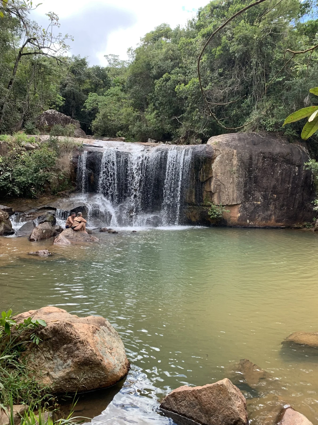 Cachoeira do Limoeiro, a aproximadamente 1 km do Sítio da Barra